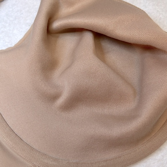 Brilliance by Vanity Fair Full Figure Jersey lined Underwire Bra. Size 42DD. EUC - Picture 5 of 5